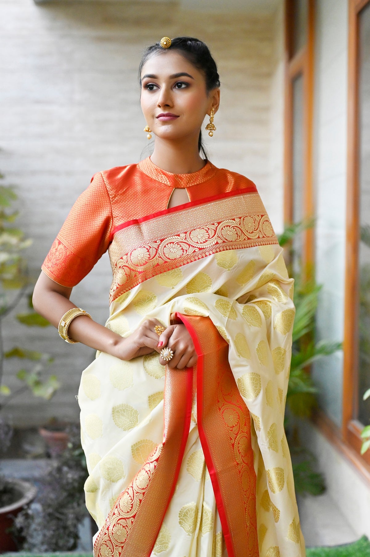 Banarasi saree blouse sales back designs 2019