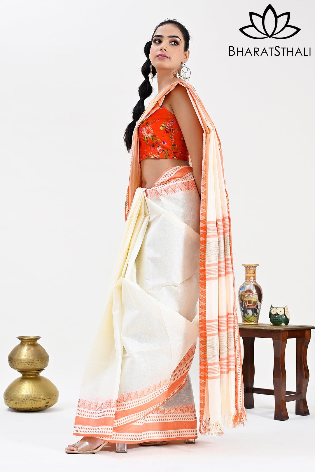 Cream Color Pure Cotton Woven Design Maheshwari Handloom Saree