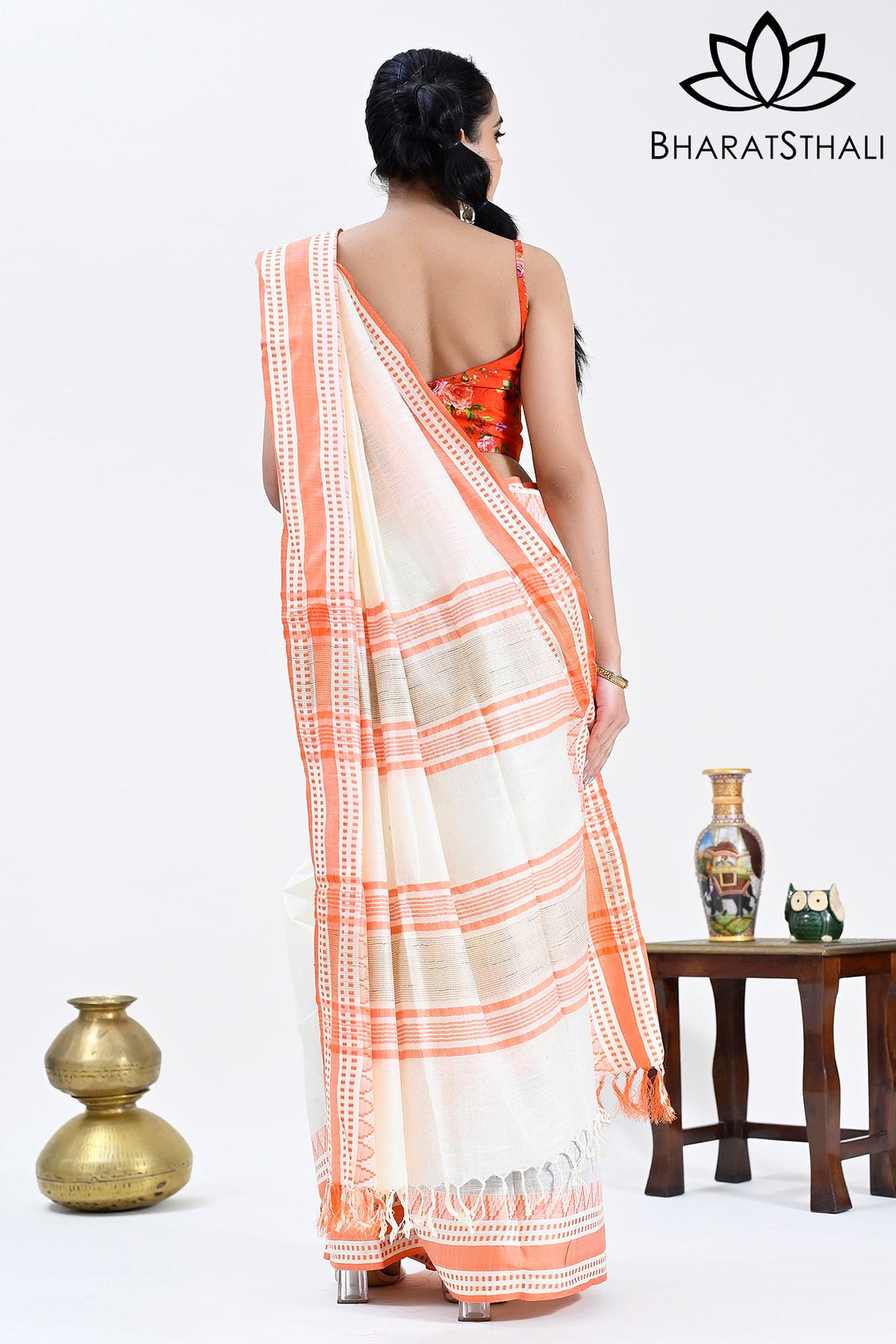 Cream Color Pure Cotton Woven Design Maheshwari Handloom Saree