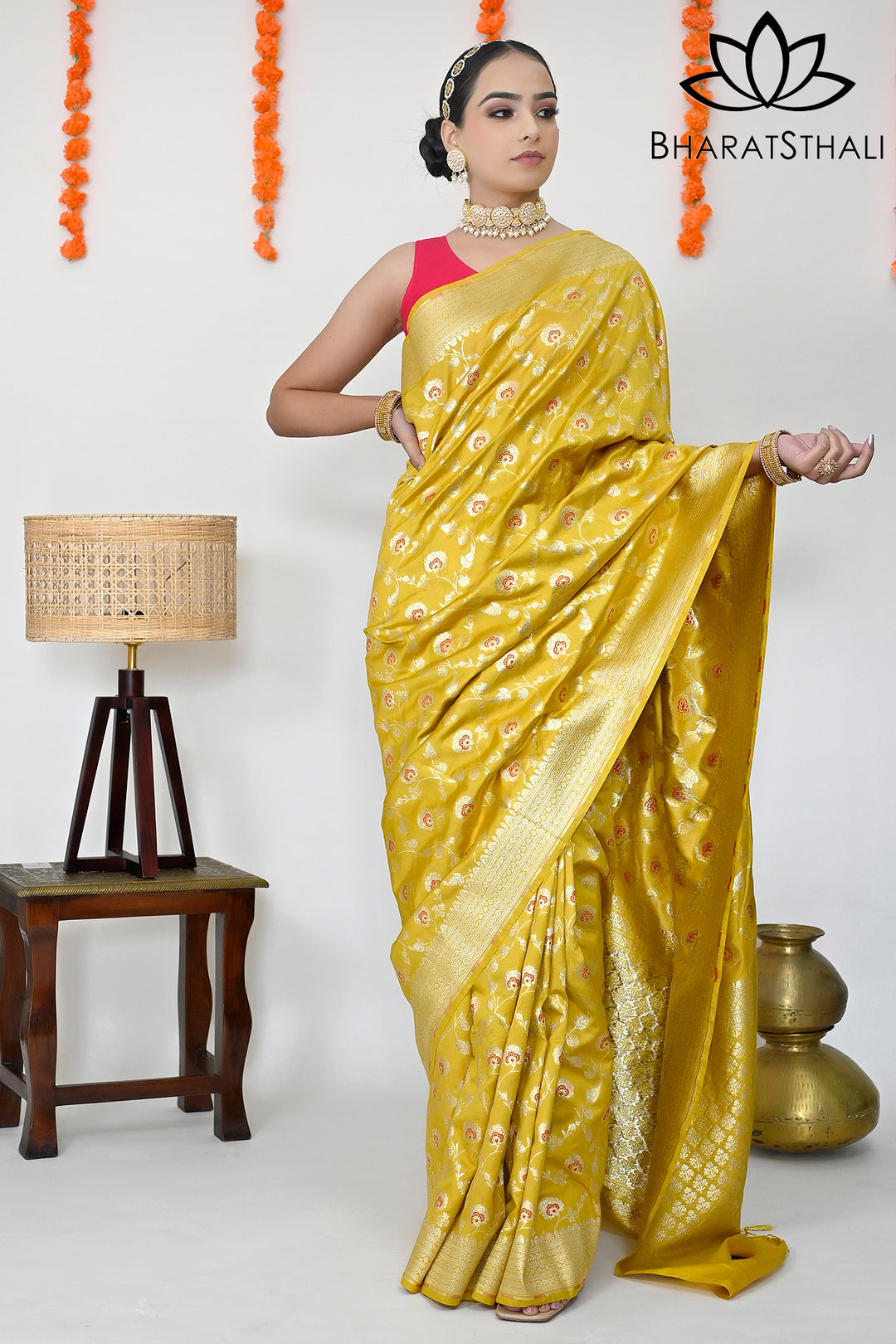 Yellow Golden Dual Zari Banarasi Silk Saree For Woman With Intricate hotsell Midas Gold And Silver Zari Weaving Party Wear Sarees.