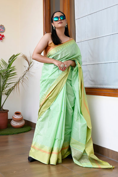 Contrast Blouse on Yellow Saree Online