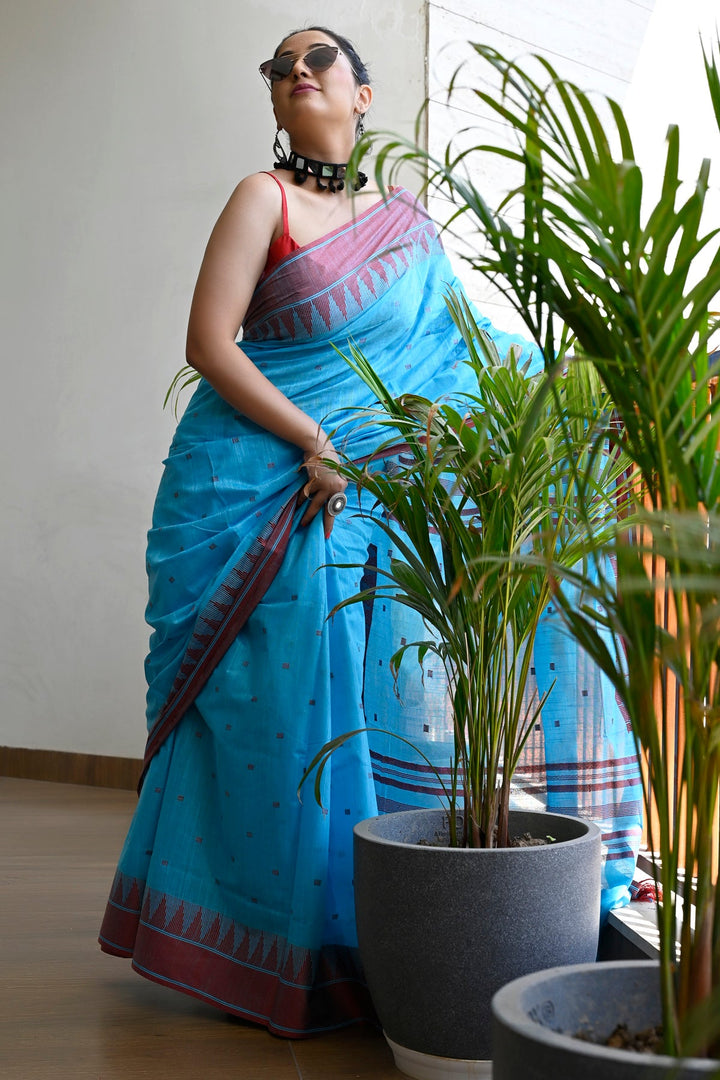 Blue Color Pure Cotton Woven Design Maheshwari Handloom Saree