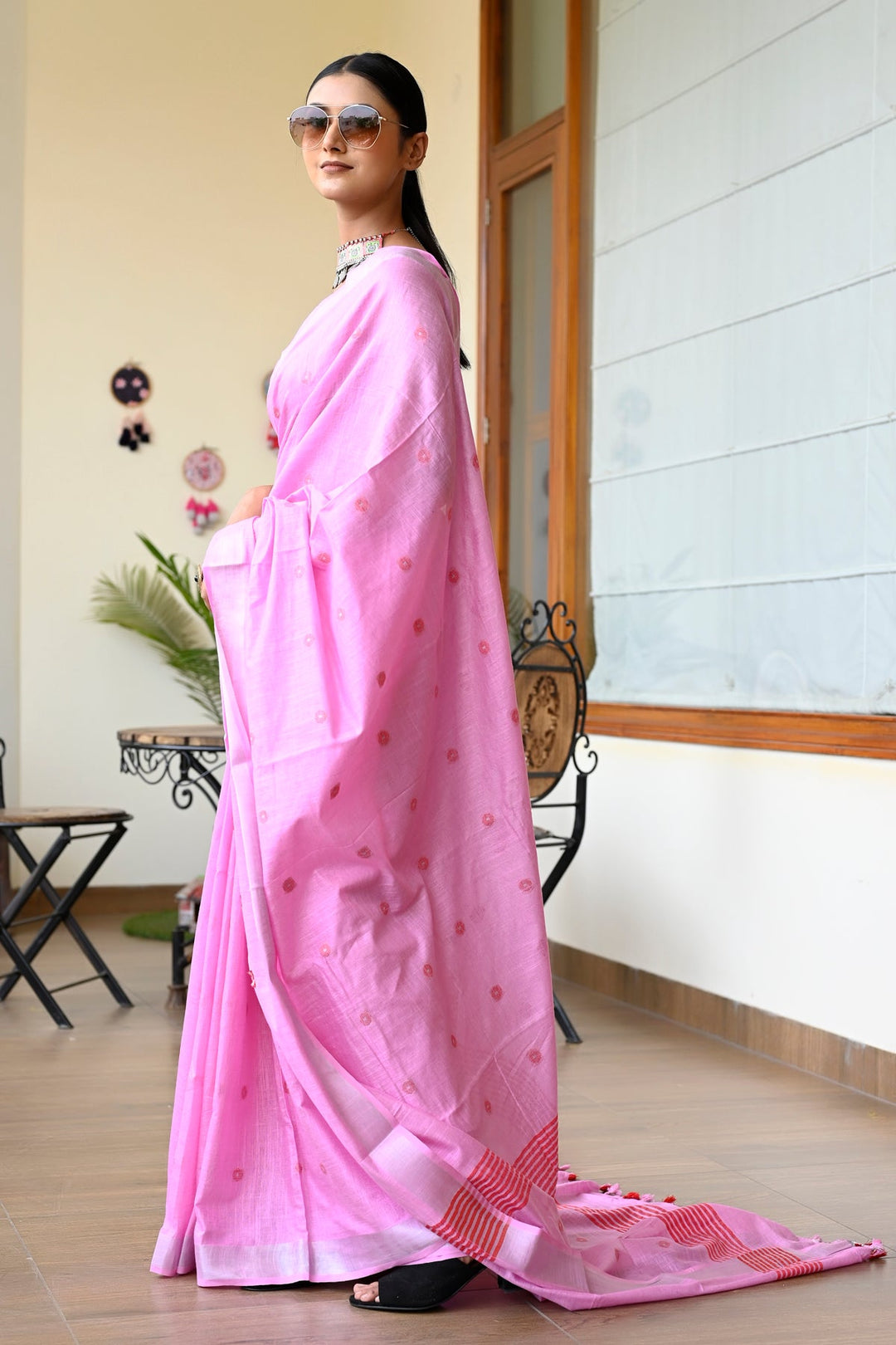 Pink Color Pure Cotton Woven Design Maheshwari Handloom Saree